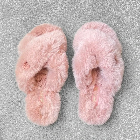 Michael Kors light pink Lala Faux Fur Slide Sandal slippers size 6 - Picture 2 of 8